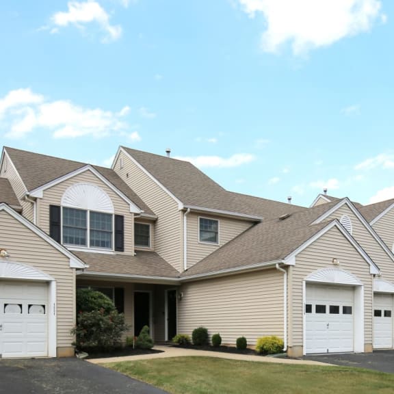 Village at Bridgewater Apartments in Bridgewater Township, NJ